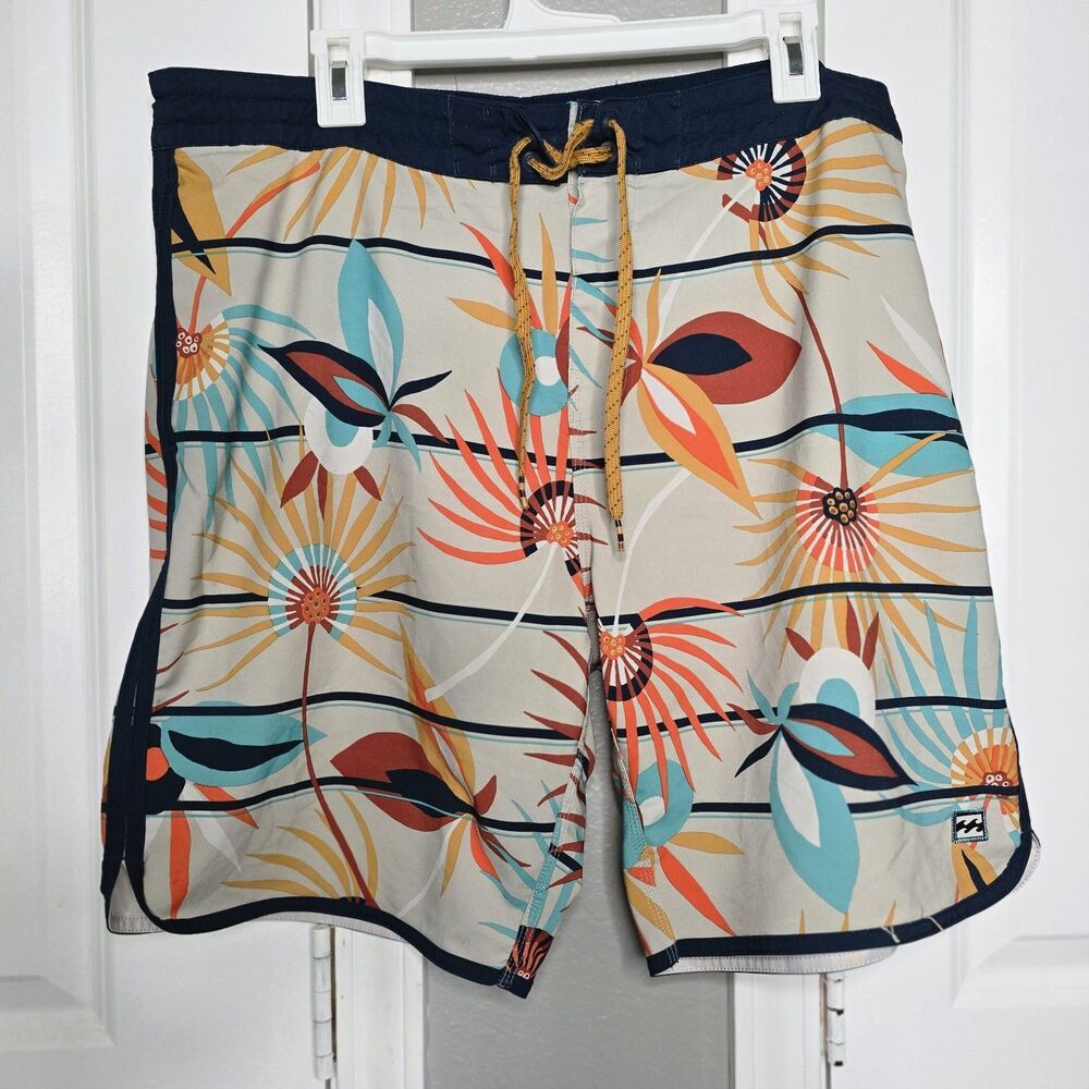 Billabong Board Shorts Men’s Size 39 Lo Tides Floral Stripe